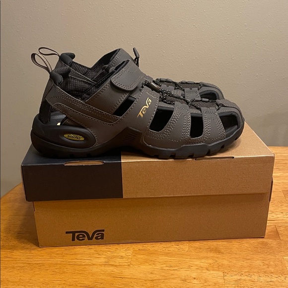 New Teva Men\'s Sz 8 Forebay Turkish Coffee Color Sandals